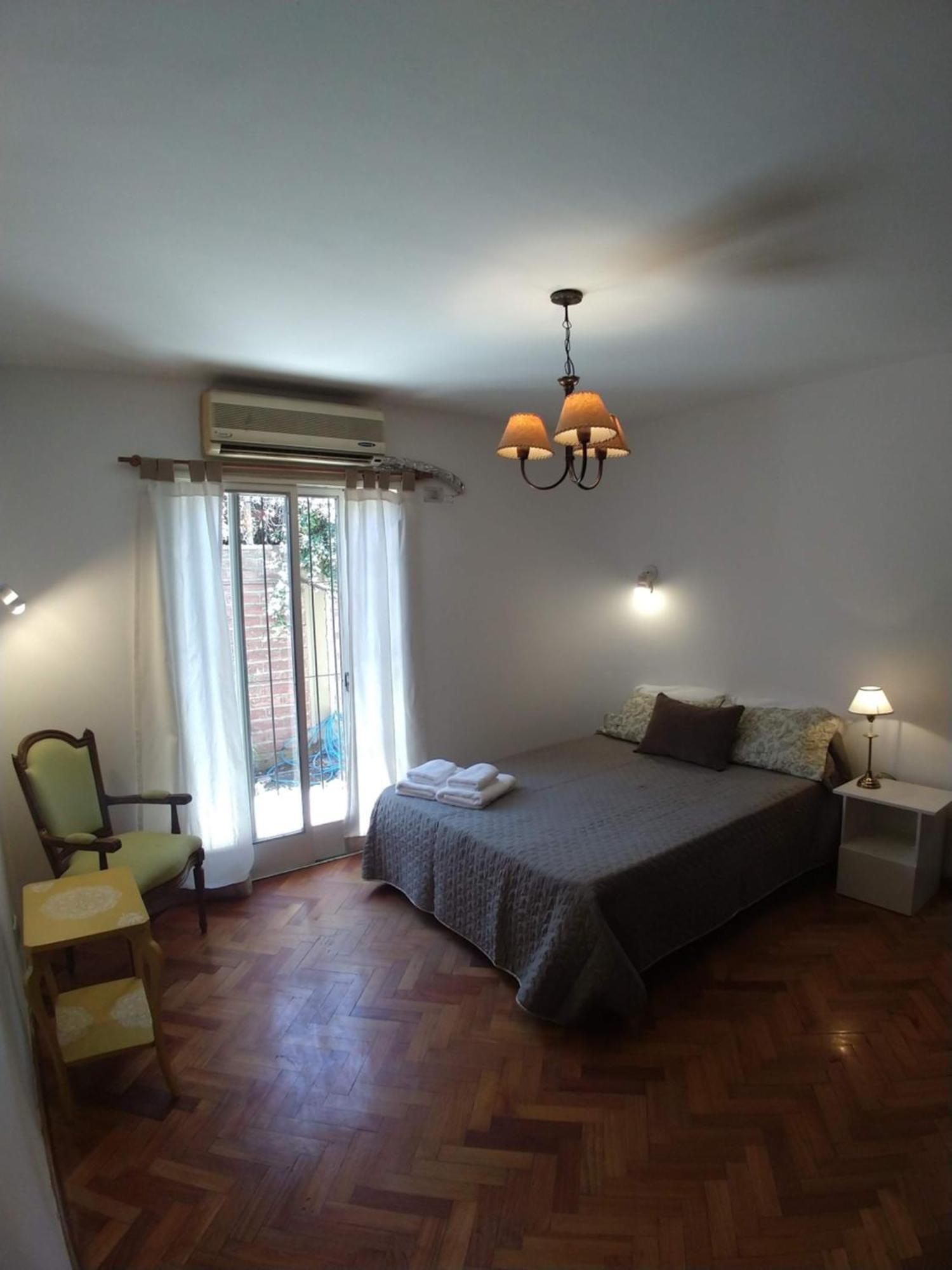 Hostel Boutique Paso เมนโดซา ภายนอก รูปภาพ